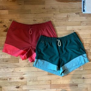 Old Navy active water resistant shorts - 2 pack